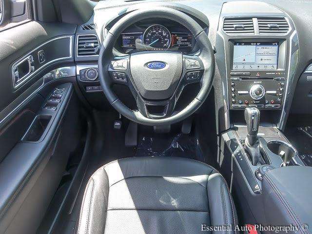 Ford Explorer 2017 photo 14